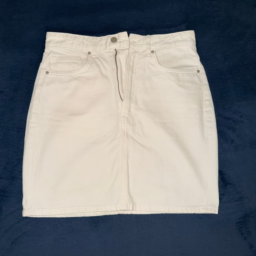 H&M White Mini Skirt